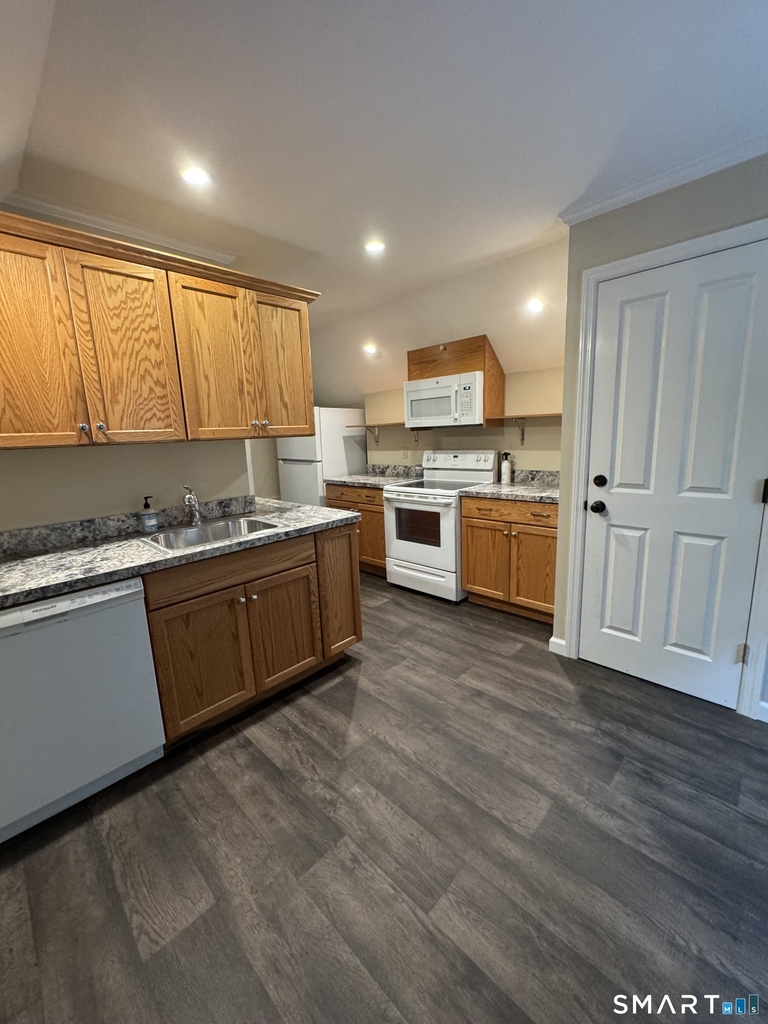 210 Prospect Avenue - Photo 11