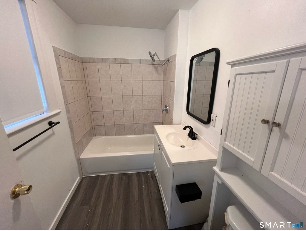 492 Broad Street - Photo 6