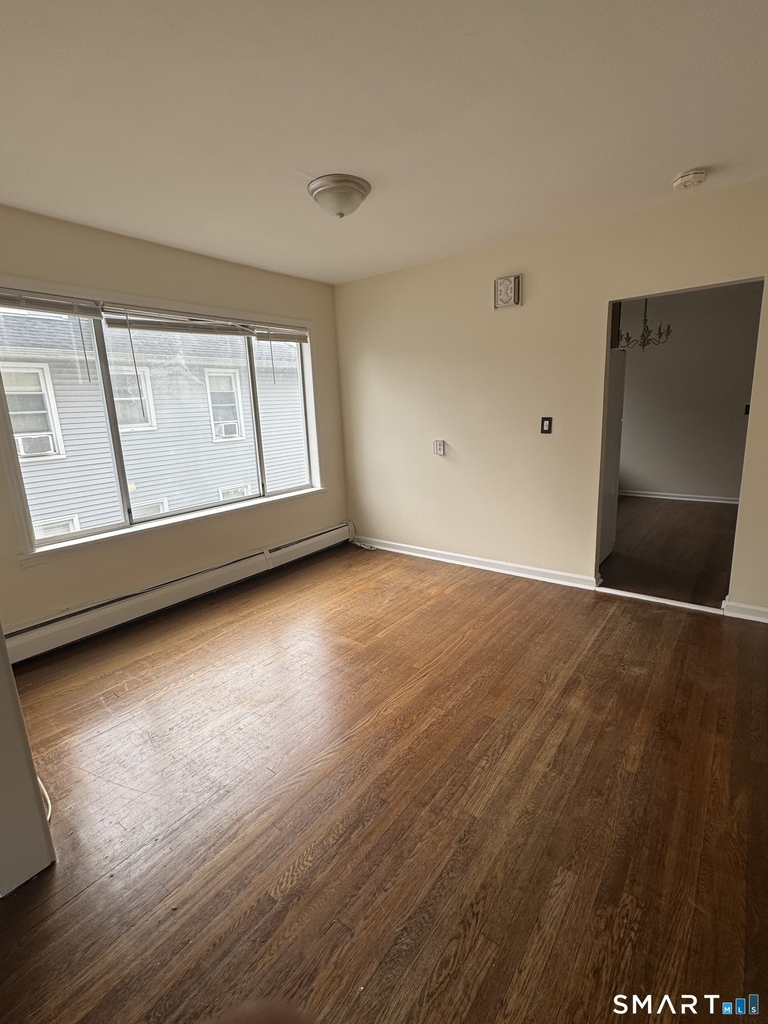 88 Gregory Boulevard - Photo 2