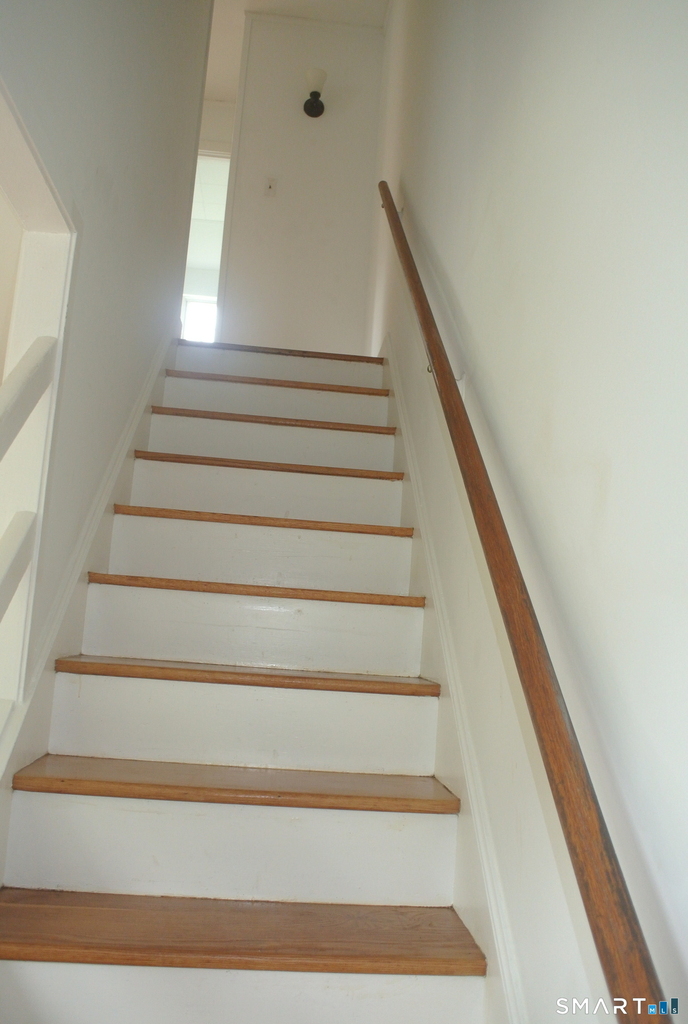 28 Garden Drive - Photo 8