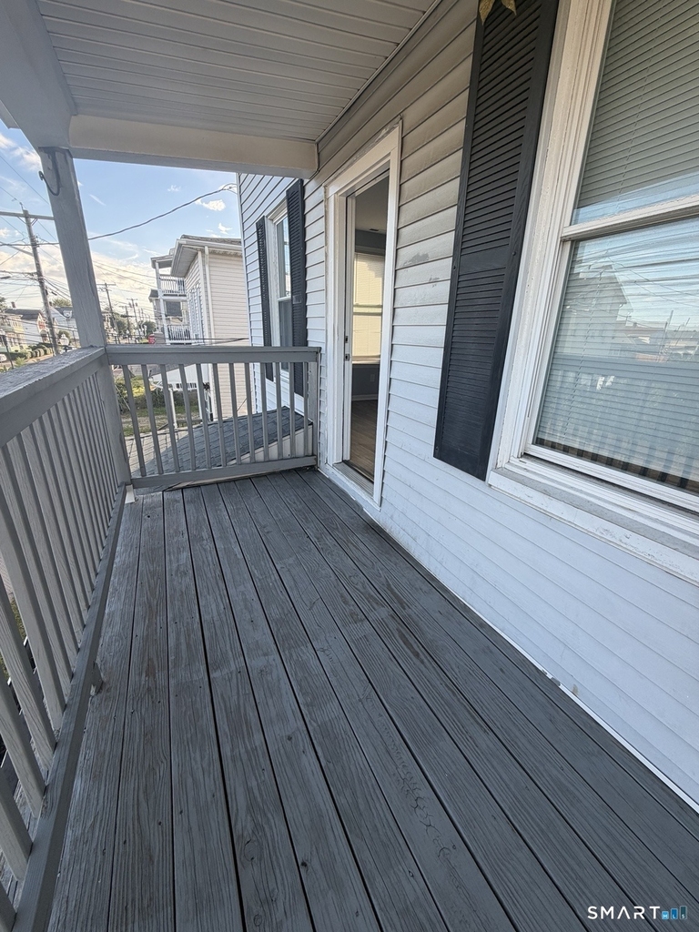 229 Newfield Avenue - Photo 7
