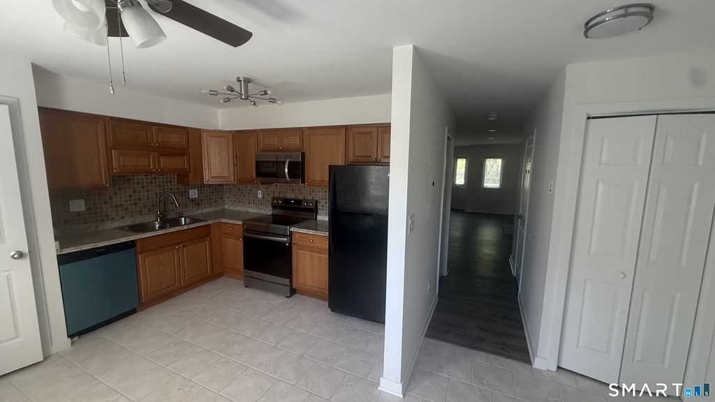 1414 Whitney Avenue - Photo 0