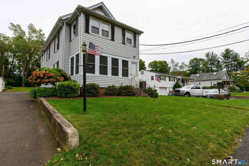 61 Elm Street - Photo 0