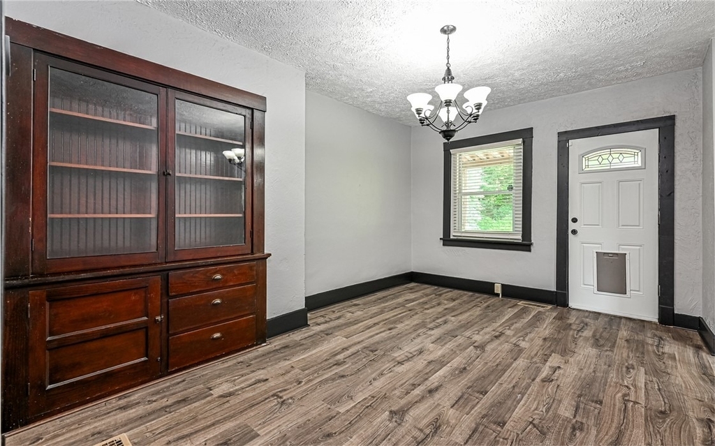 1326 Walters Ave - Photo 5