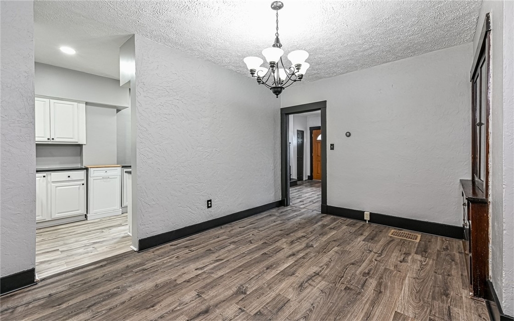 1326 Walters Ave - Photo 6