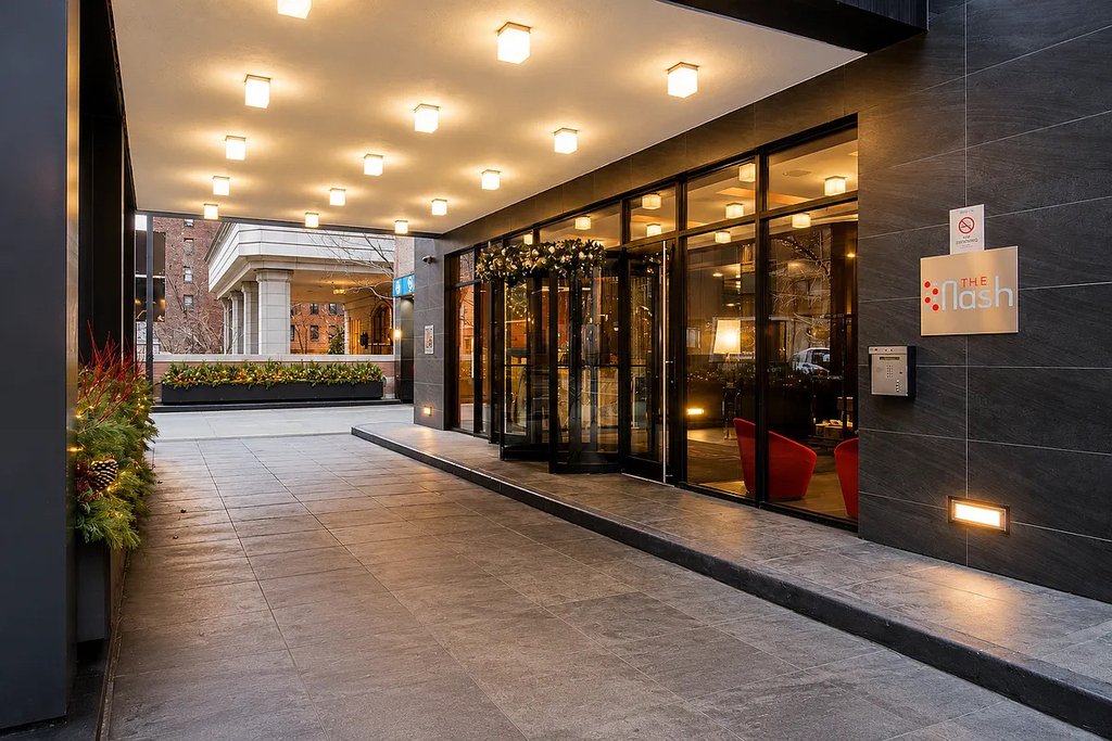 222 East 39th Street - Photo 8