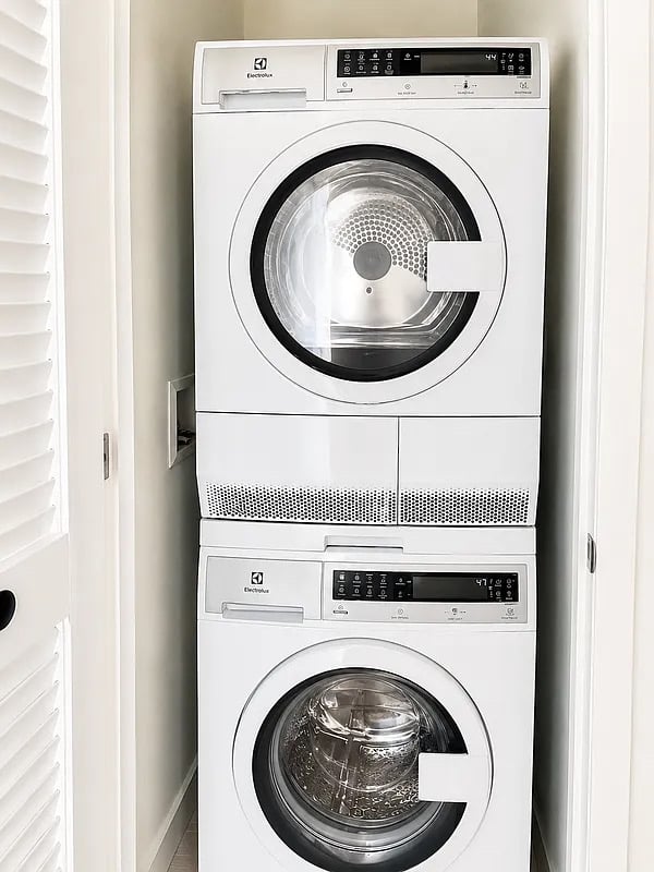 222 East 39th Street - Photo 4