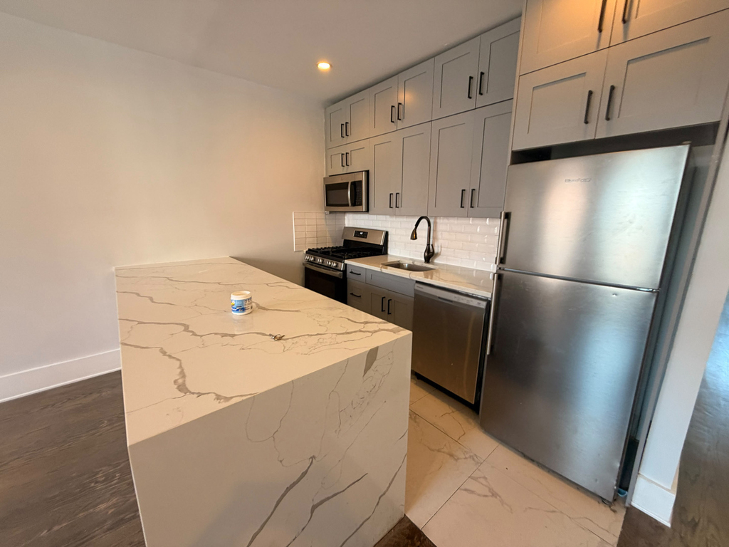534 Vermont Street - Photo 1
