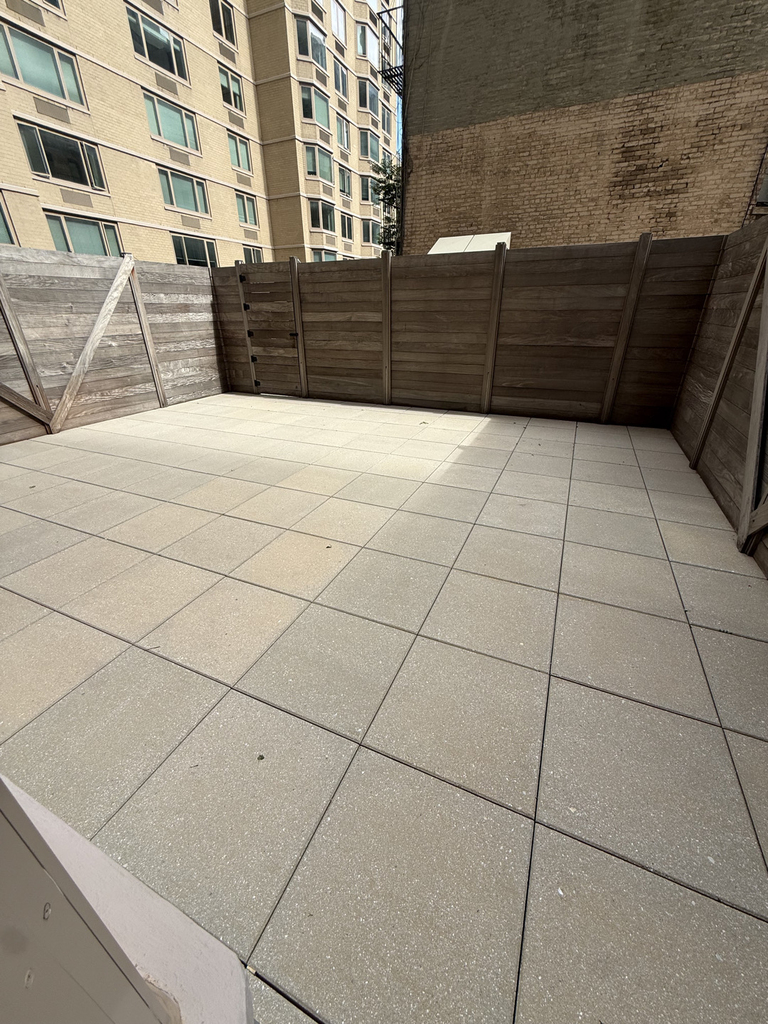 400 East 71st Street - Photo 8