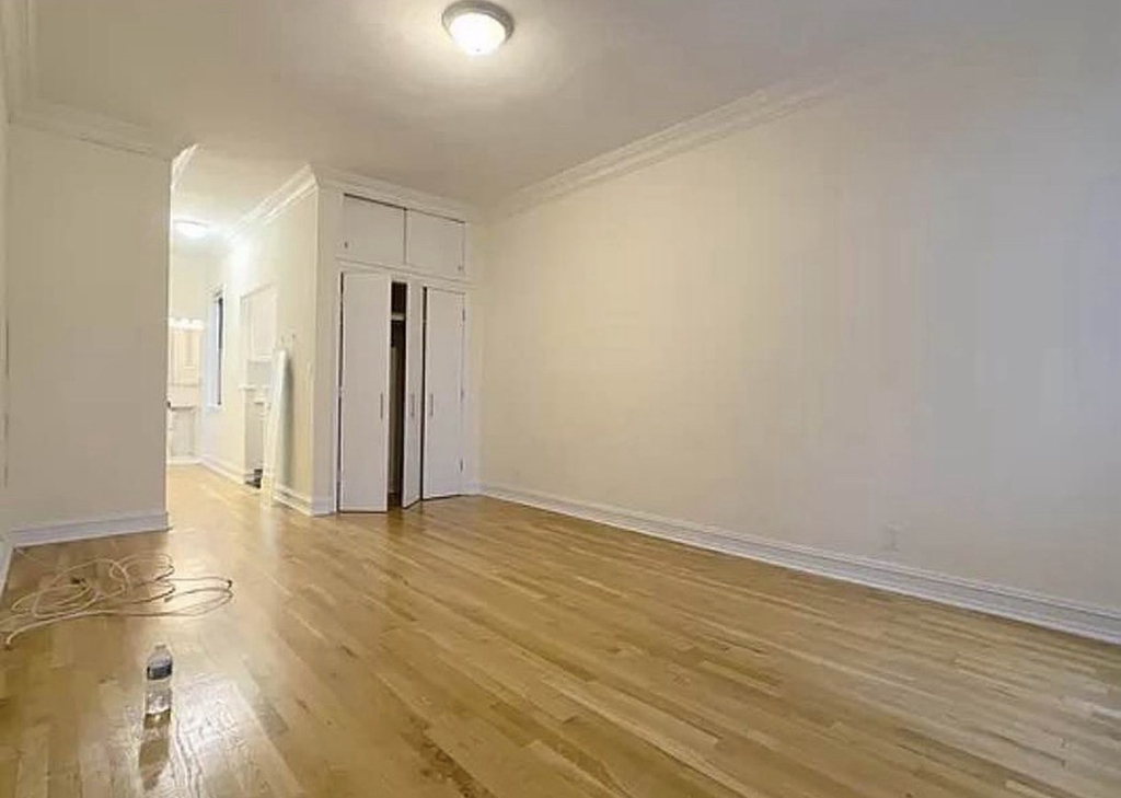 148 West 68th Street - Photo 1