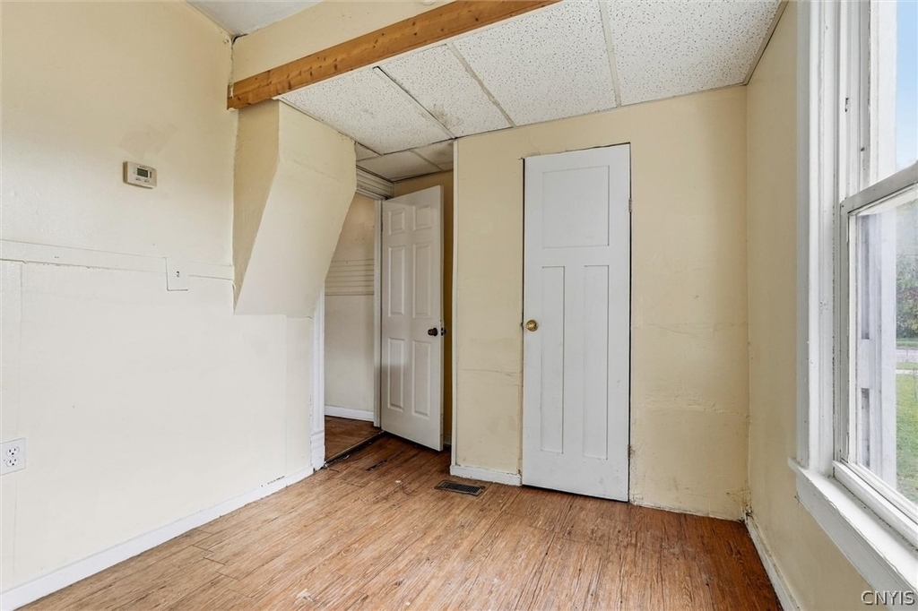 217 Grand Avenue - Photo 9