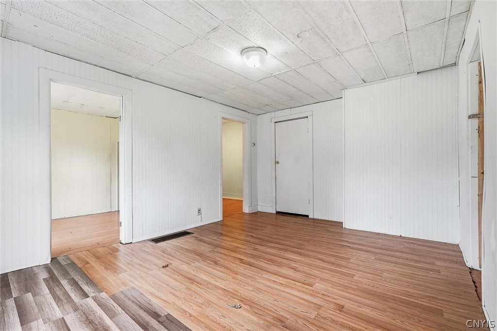 217 Grand Avenue - Photo 3