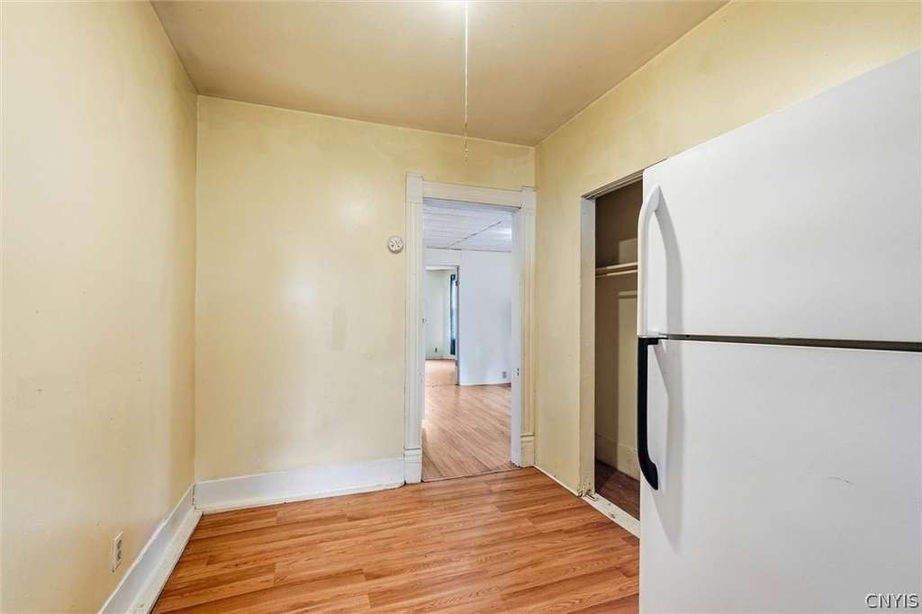 217 Grand Avenue - Photo 11
