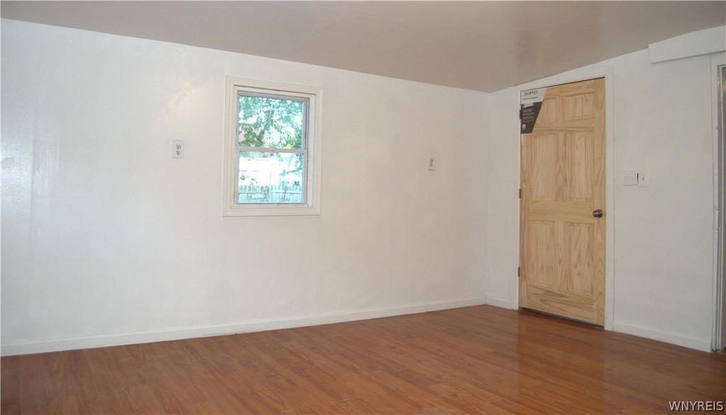 80 Vanderbilt Street - Photo 10