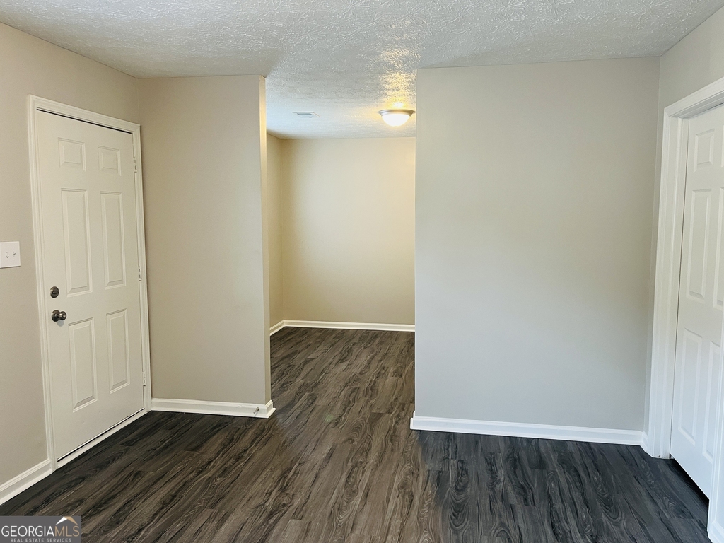 47 Robinson Street - Photo 4