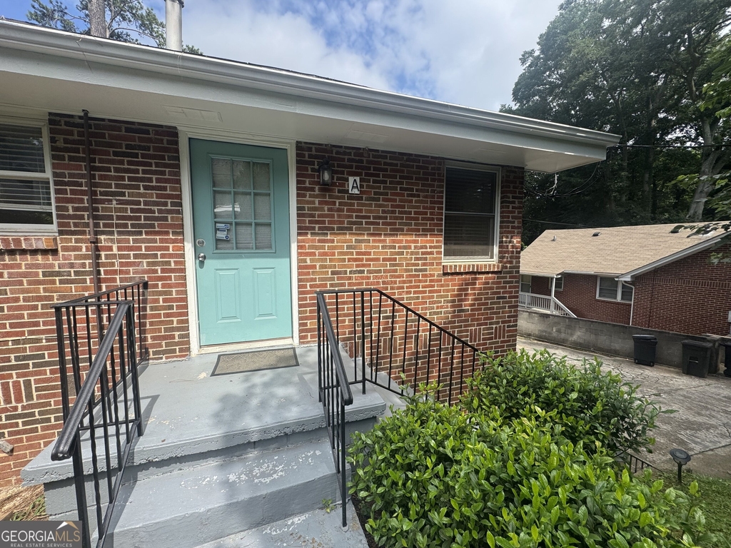 2178 Rugby Avenue - Photo 0