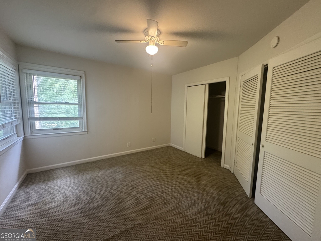 2178 Rugby Avenue - Photo 4