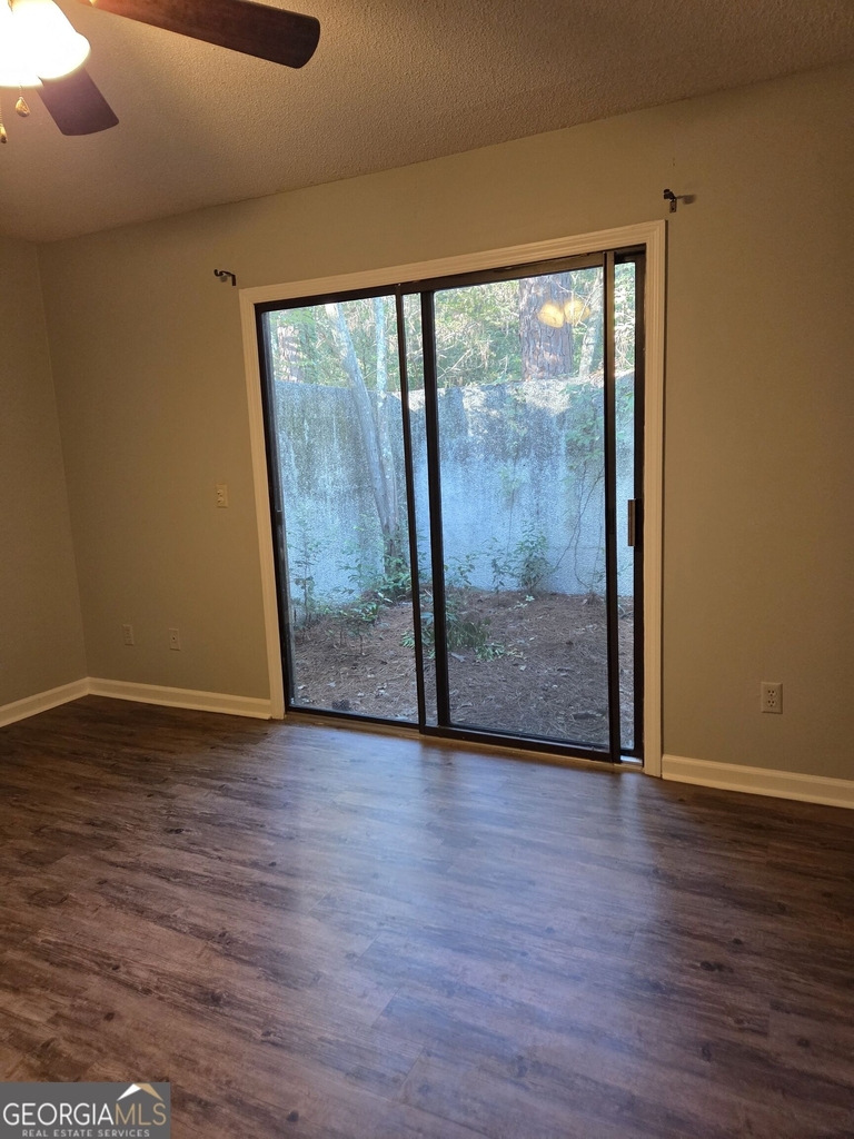 112 Greenbriar Trail - Photo 4