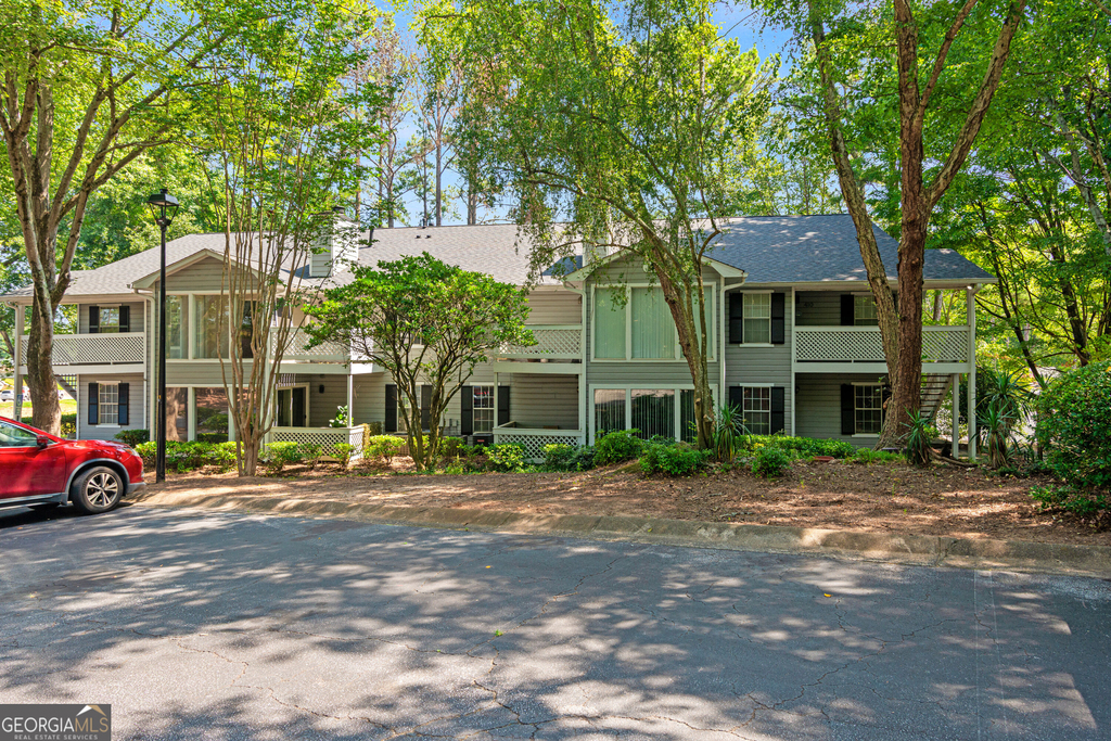 407 Natchez Trace - Photo 0
