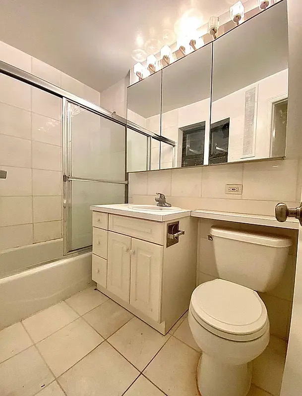 68th Street/Broadway - Photo 2