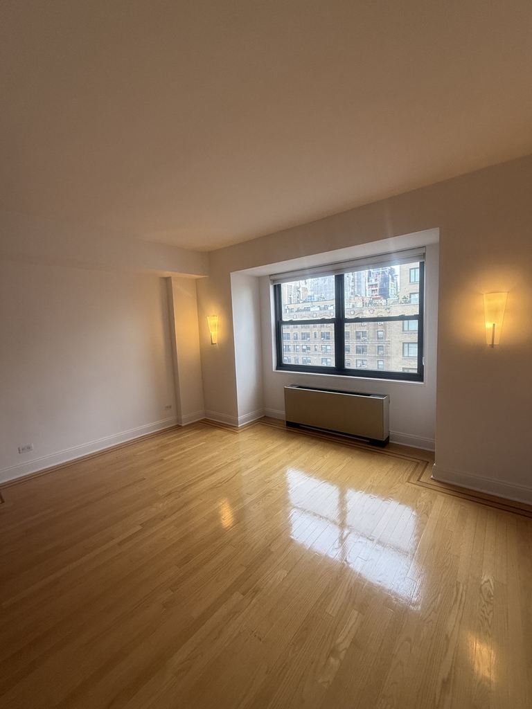 7 East 86th Street - Photo 11