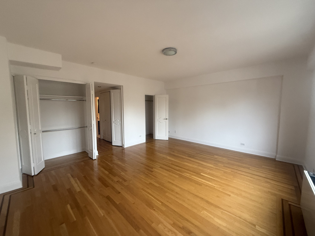 7 East 86th Street - Photo 7