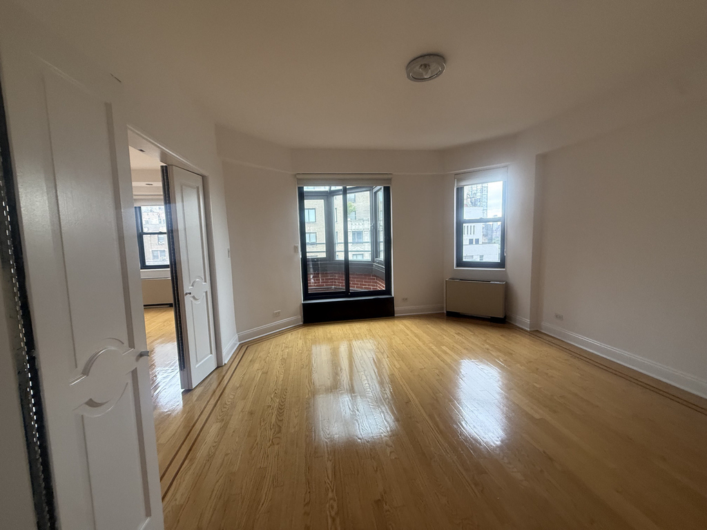 7 East 86th Street - Photo 9