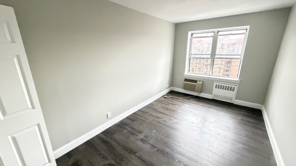 83-33 118th Street - Photo 17