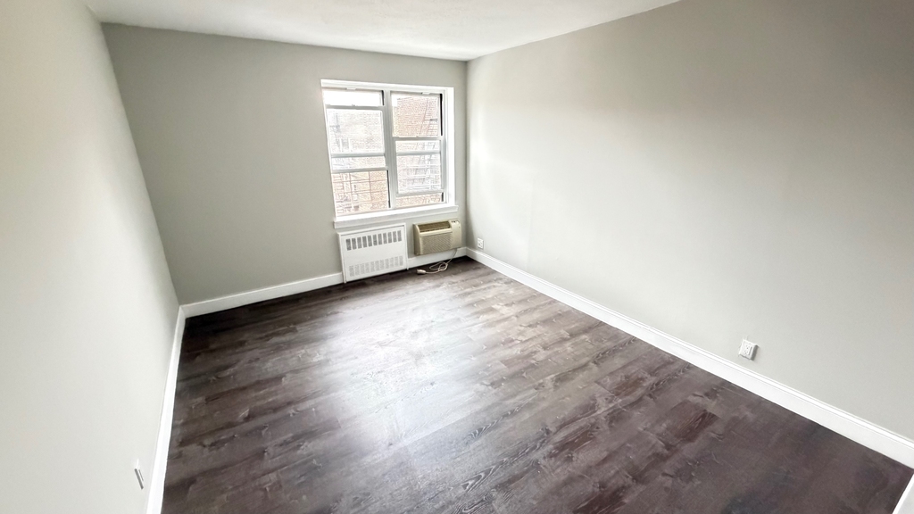 83-33 118th Street - Photo 15