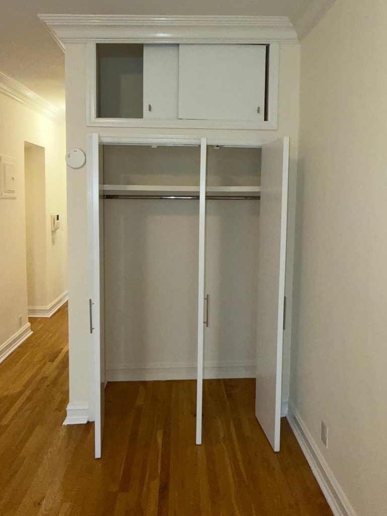 West 68th Street - Photo 6