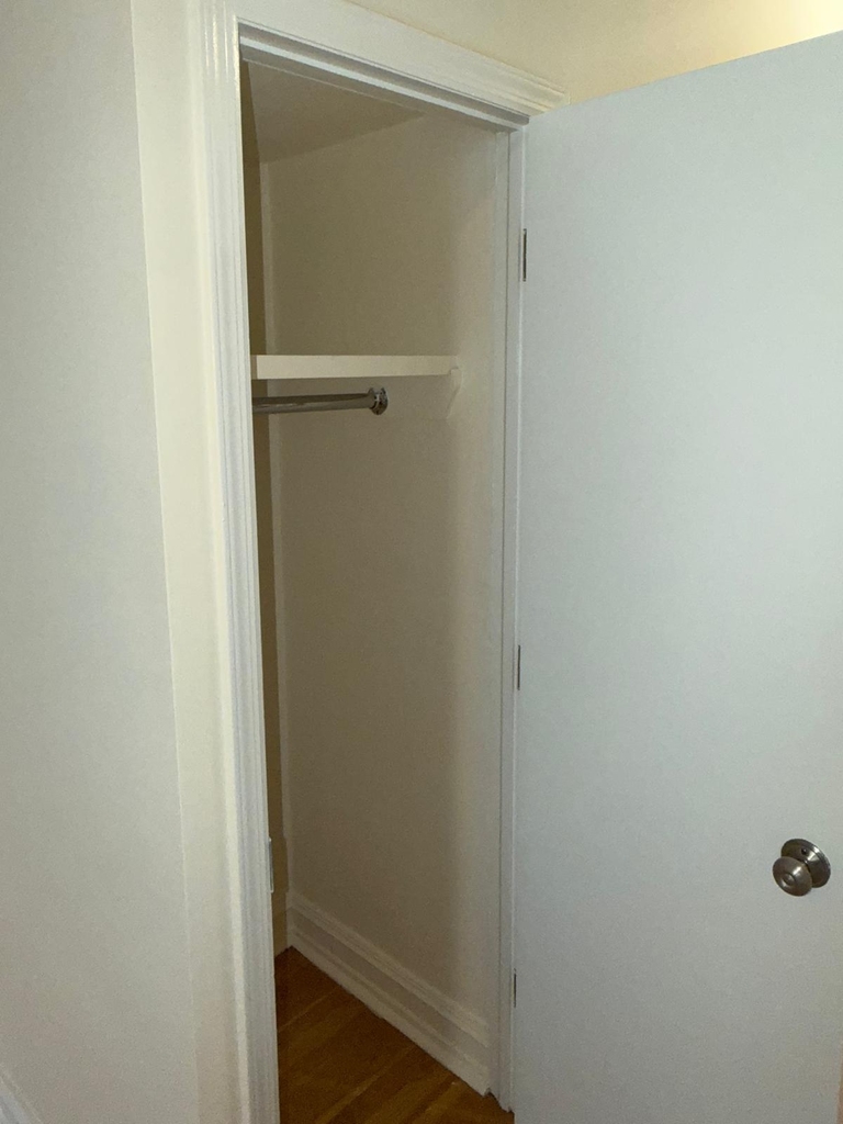 West 68th Street - Photo 7