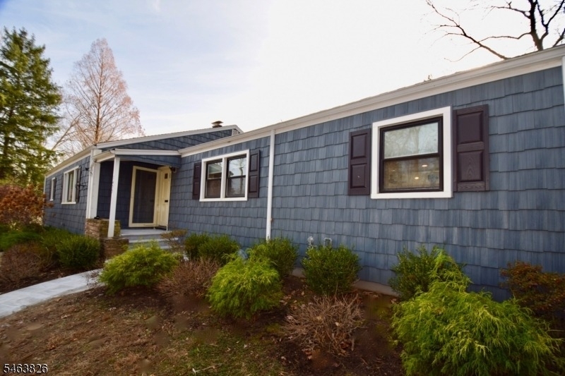 1455 Woodacres Dr - Photo 9