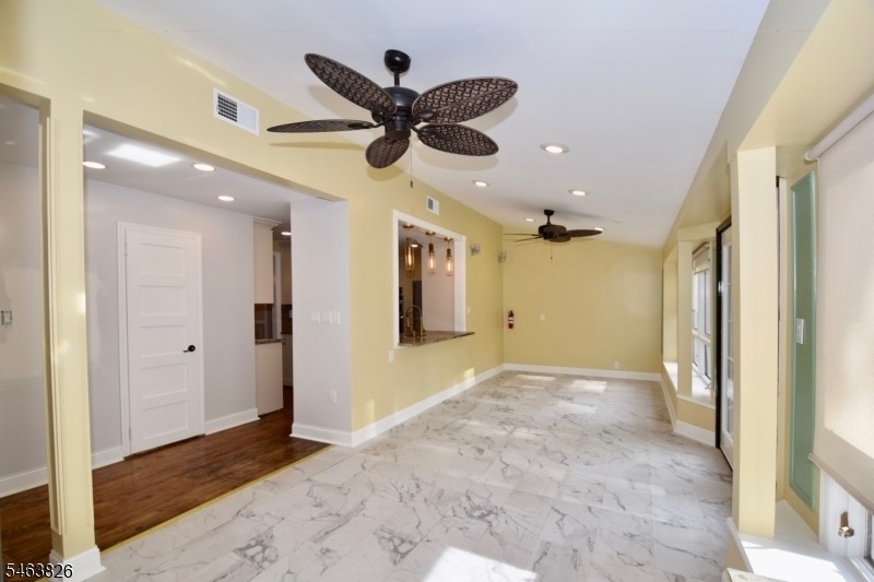 1455 Woodacres Dr - Photo 12