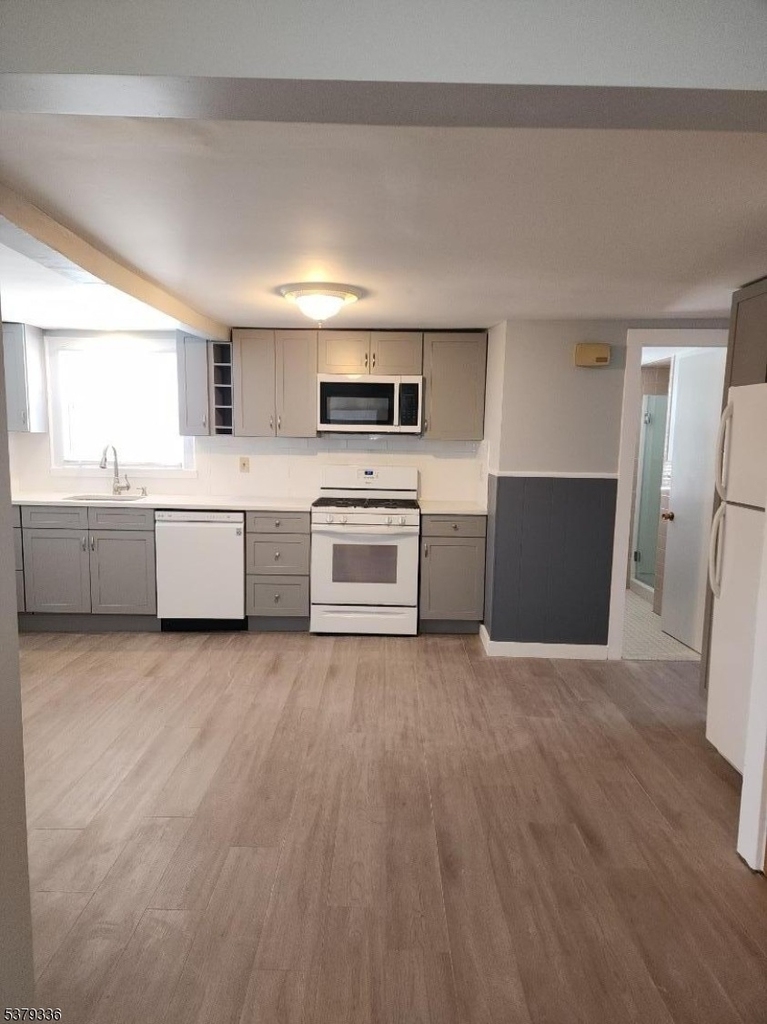 26 North St - Photo 0