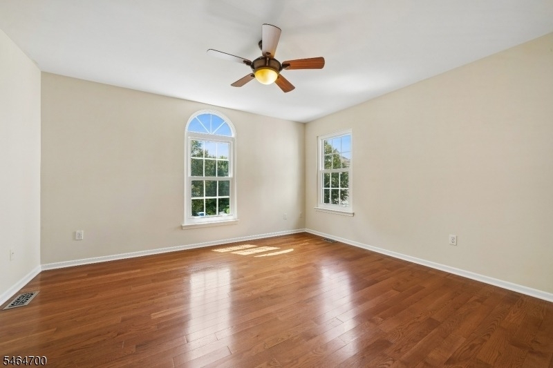 4 Revere Dr - Photo 17