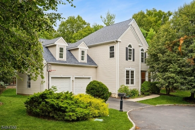 4 Revere Dr - Photo 1