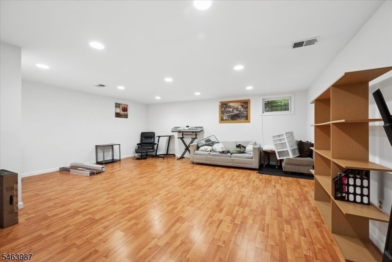 662 Marshall Rd - Photo 23