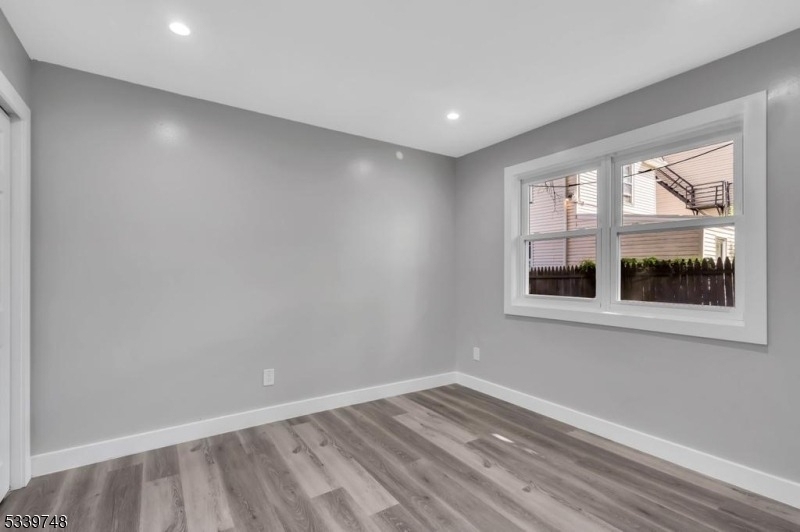 1300 Fulton St - Photo 4