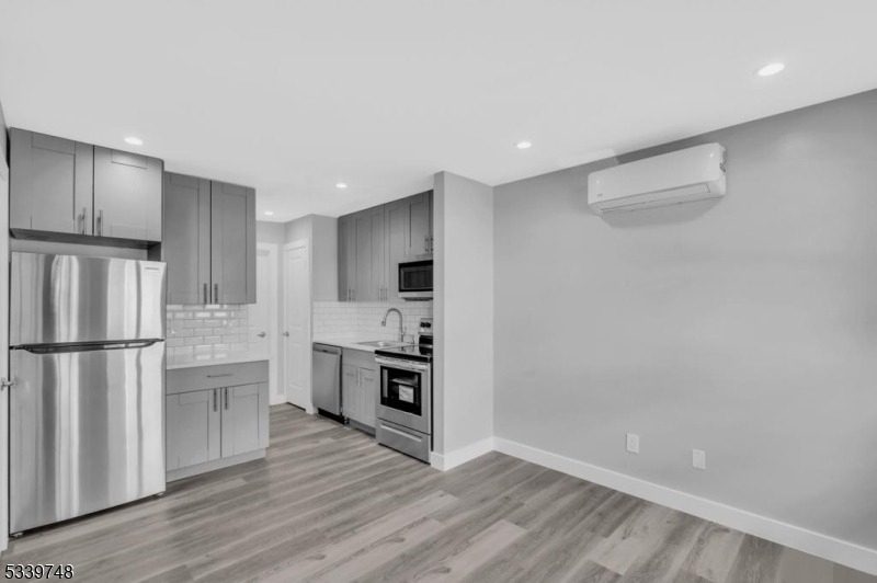 1300 Fulton St - Photo 0
