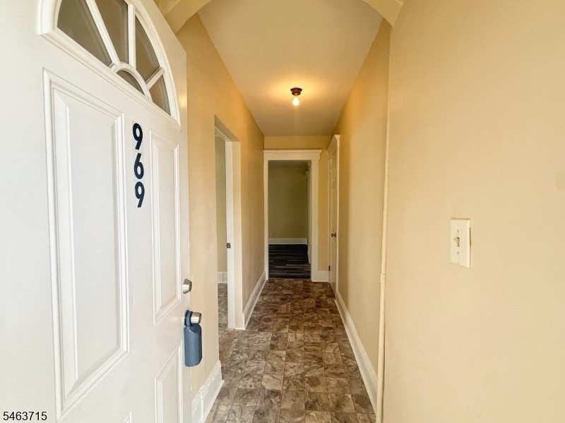 969 W 4th St - Photo 3