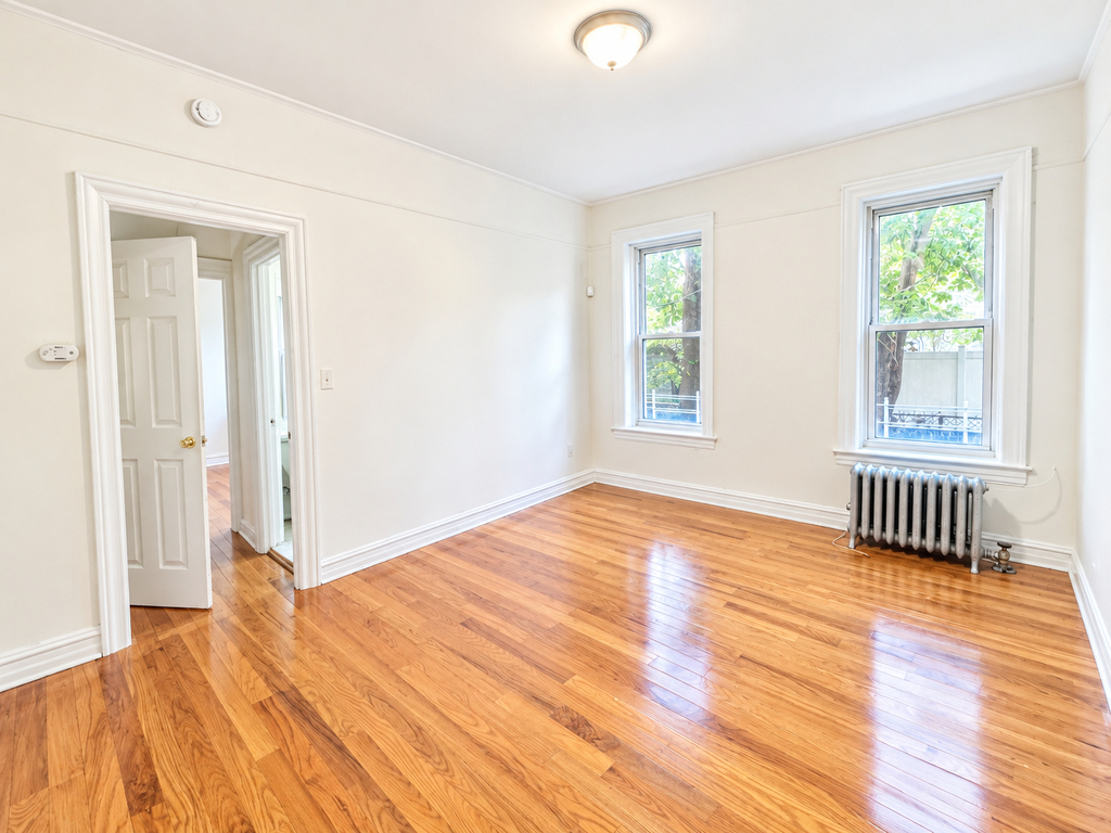 Grant Avenue - Photo 1
