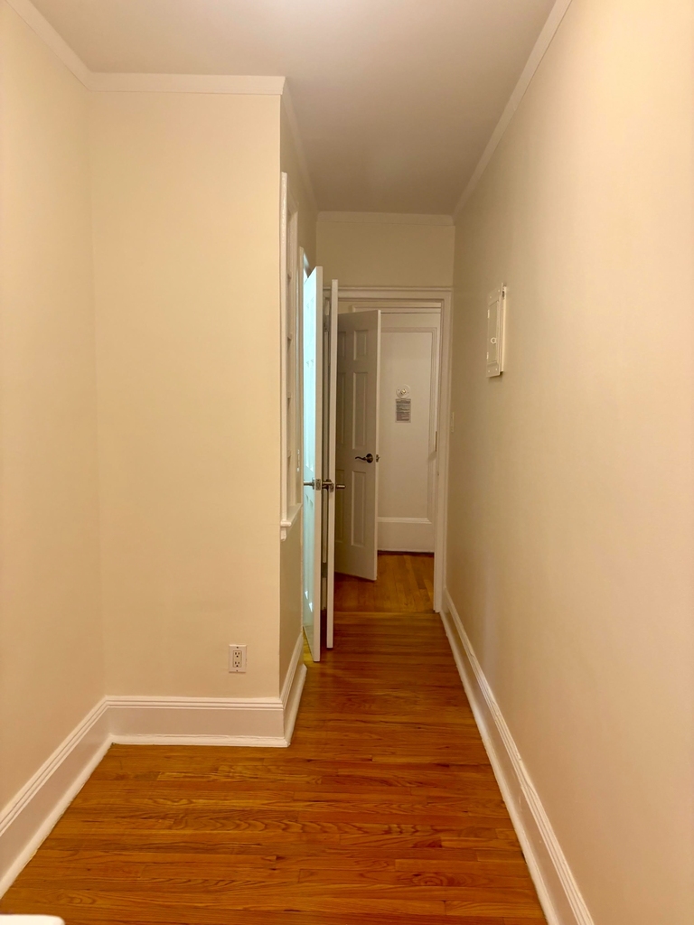 East 24th Street - Photo 3