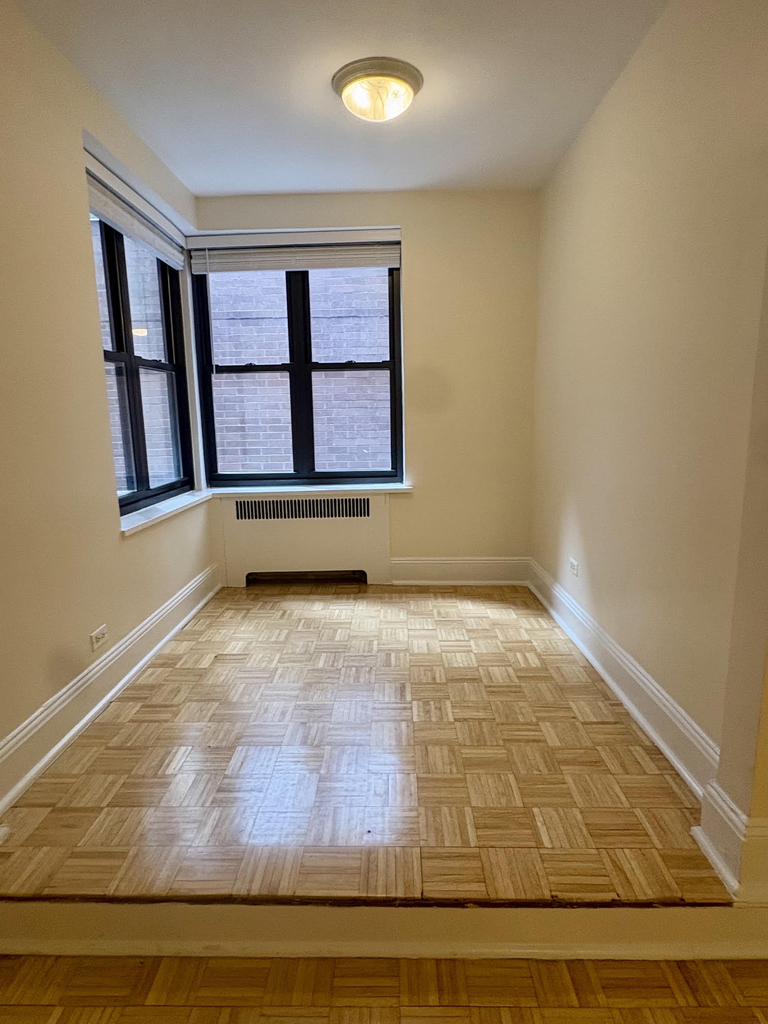 East 24th Street - Photo 1