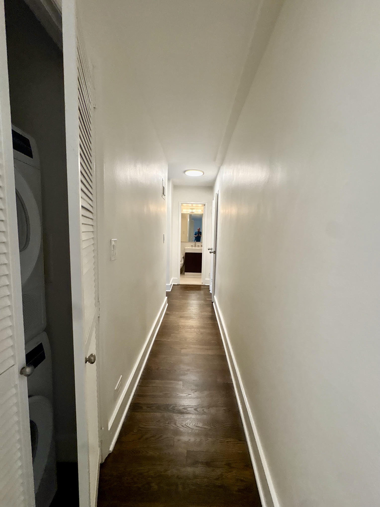 East 63rd Street - Photo 6