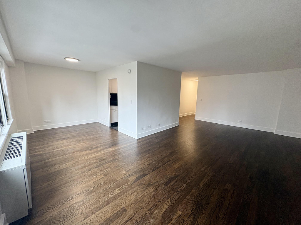 East 63rd Street - Photo 1