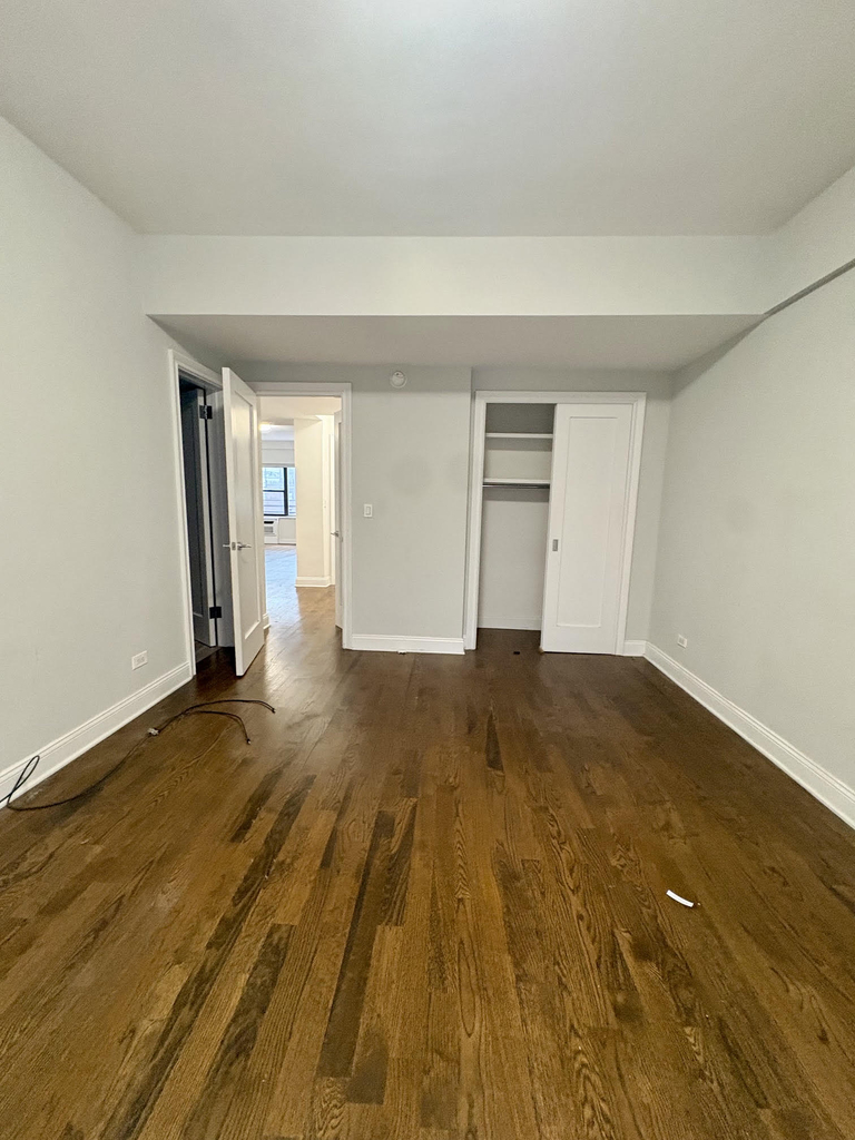 East 57th Street - Photo 3