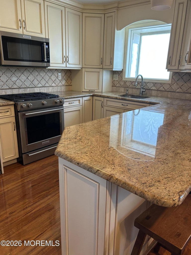 14 Devon Court - Photo 4