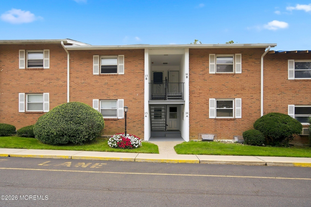 735 Greens Avenue - Photo 19