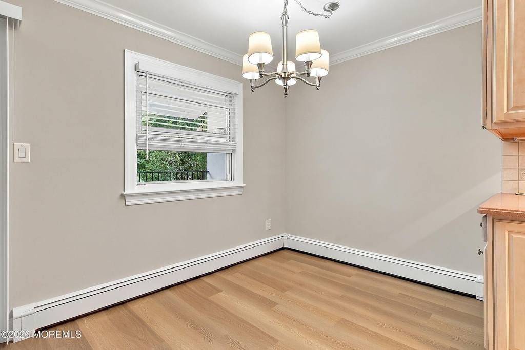 735 Greens Avenue - Photo 14