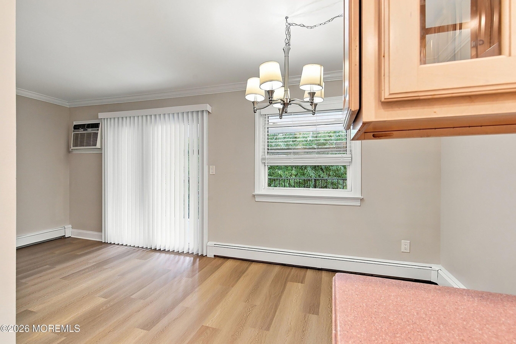 735 Greens Avenue - Photo 13